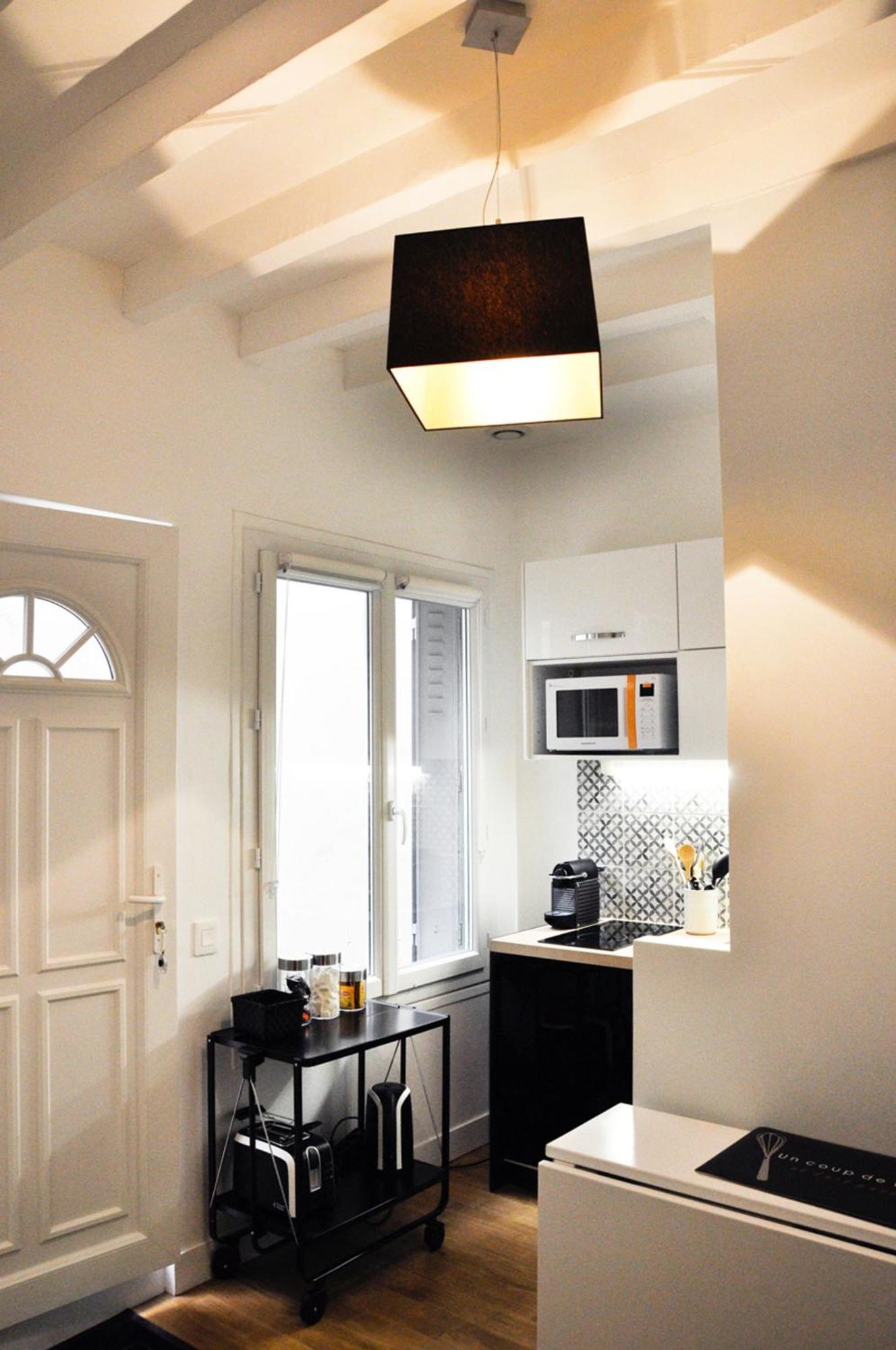 Апартаменты Charming Duplex In Montmartre Париж Экстерьер фото